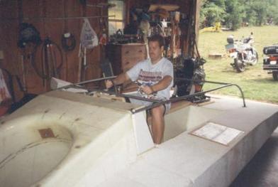 bob43.jpg (16475 bytes)