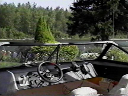 surveyor1.JPG (28908 bytes)