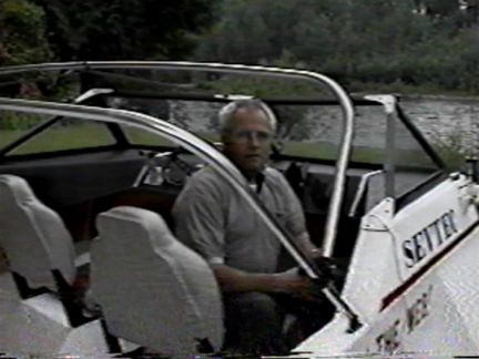 surveyor13.JPG (25509 bytes)