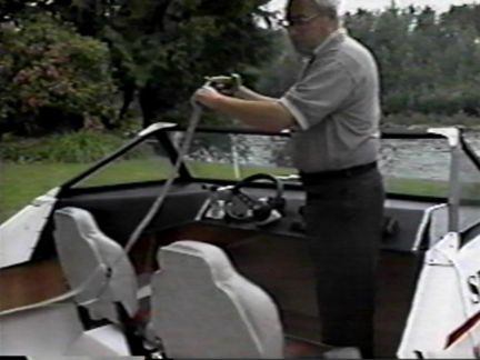 surveyor14.JPG (23415 bytes)