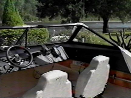 surveyor3.JPG (25657 bytes)