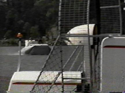 surveyor8.JPG (21408 bytes)