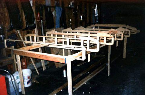 build-01.JPG (30663 bytes)