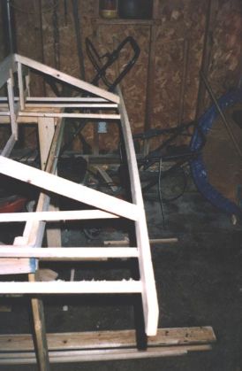 build-10.JPG (20695 bytes)