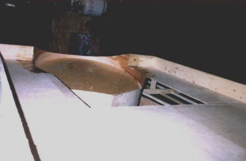 build-19.jpg (19930 bytes)