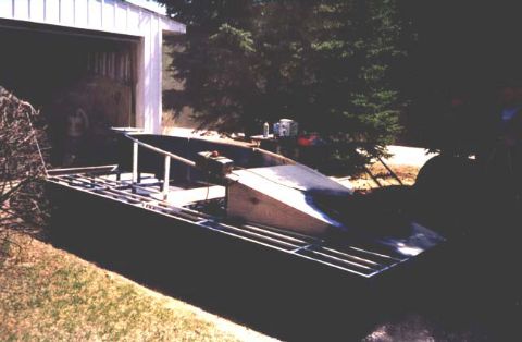 build-38.JPG (25524 bytes)