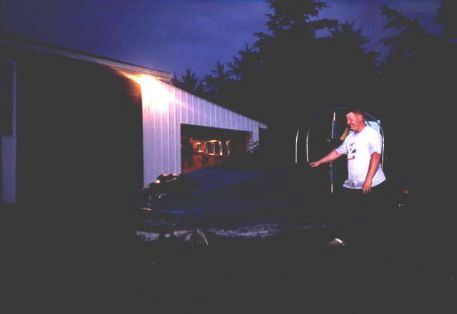 build-47.JPG (10522 bytes)