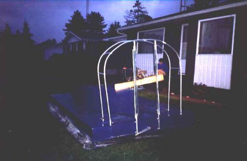 build-50.JPG (19824 bytes)