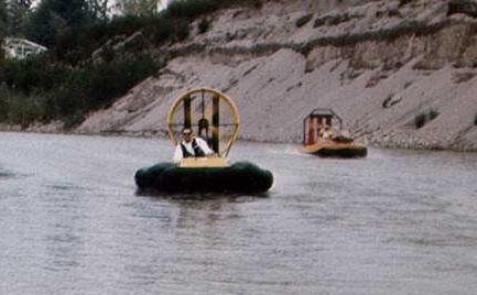 72814_07.jpg (21864 bytes)