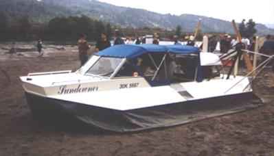 82419_03.jpg (15243 bytes)