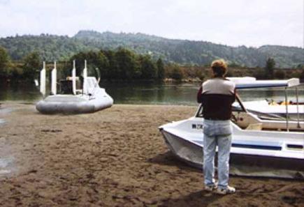 82419_14.jpg (22829 bytes)