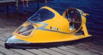 at lake 2 small.jpg (12012 bytes)