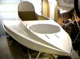 hull5.jpg (9935 bytes)